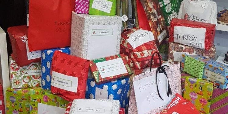 El centro de Vigo tendrá este año un ‘punto elfo’ para que ‘Ningún niño se quede sin regalo de Navidad’