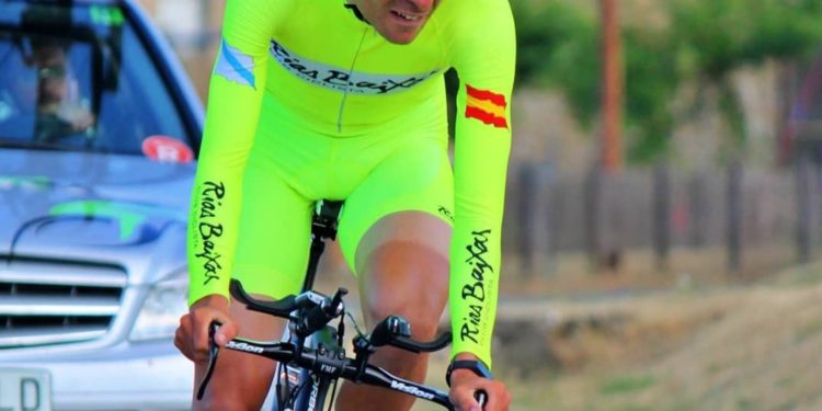 Asier González prolonga su vinculación con el Vigo-Rías Baixas