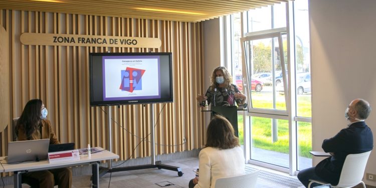 Las mujeres ocupan en Galicia solo el 25% de los puestos de administración