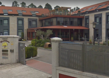 Cara y cruz en las residencias del área de Vigo: 14 positivos en Mos y 30 curados en Salvaterra