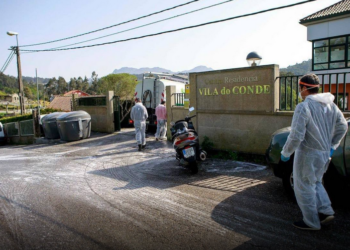 Los brotes en residencias desbocan las incidencias acumuladas de Mos y Gondomar