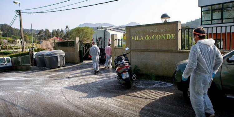 Los brotes en residencias desbocan las incidencias acumuladas de Mos y Gondomar