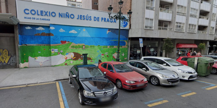 Detienen a una mujer que tiene “atemorizadas” a las familias de un colegio del centro de Vigo