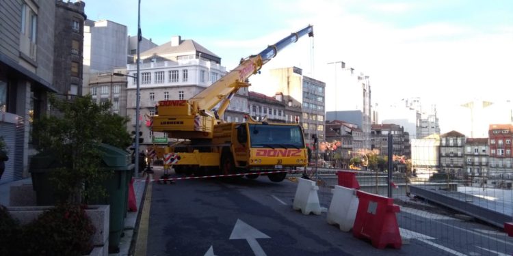 El ascensor que conectará García Barbón con Vía Norte será una realidad a principios de 2023