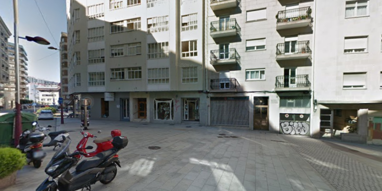 Trasladan al hospital por una intoxicación de monóxido de carbono a cuatro miembros de una familia de Vigo