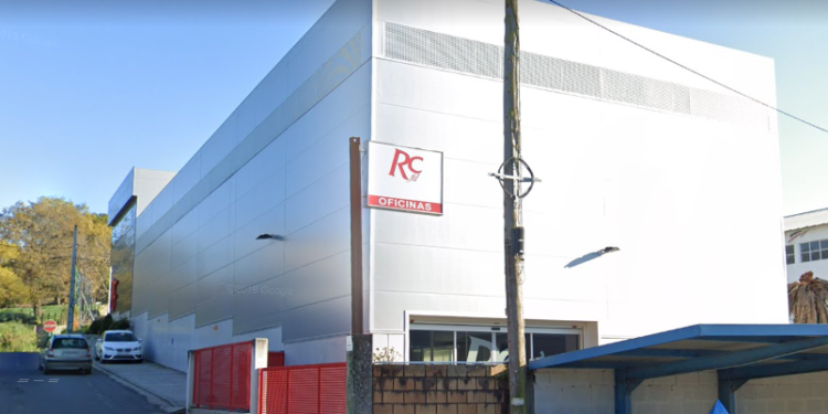 La empresa Fil Non-Tex busca una nave en Vigo para atender su “alta demanda” de material para EPIs