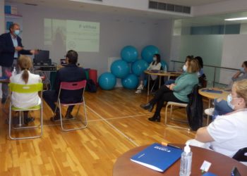 Vithas Vigo reúne a pacientes con profesionales del hospital para mejorar la calidad asistencial percibida