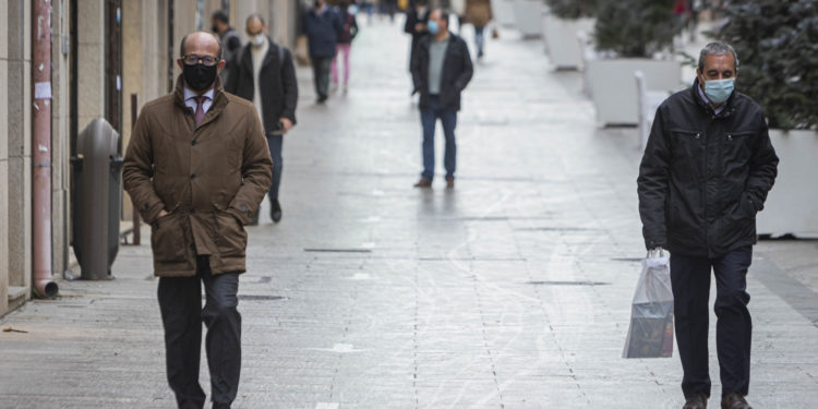 El área sanitaria y la ciudad de Vigo frenan su recuperación al aumentar las incidencias acumuladas