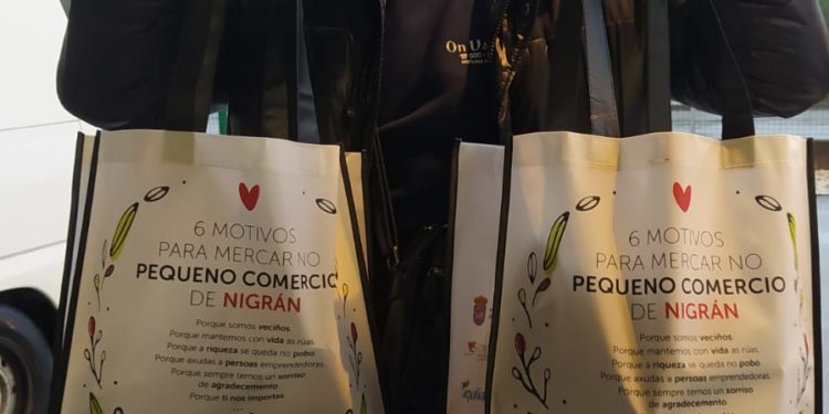 As entregas gratuítas de comida a domicilio en Nigrán multiplicáronse por dez