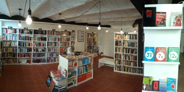 Los libros de segunda mano más vendidos del año 2020 en Vigo y Pontevedra