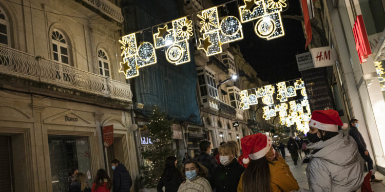 Galicia pide a Sanidad cambiar dos puntos del ‘plan covid’ acordado para la Navidad