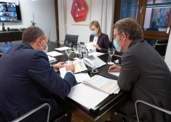 El Gobierno y la Xunta mantienen sus diferencias sobre el ‘plan covid’ para la Navidad