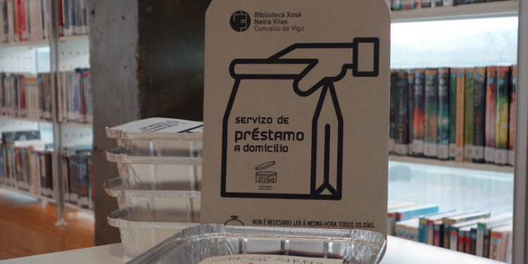 Vigo estrena un servicio gratuito de películas, libros y discos a domicilio para gente en cuarentena por la Covid-19