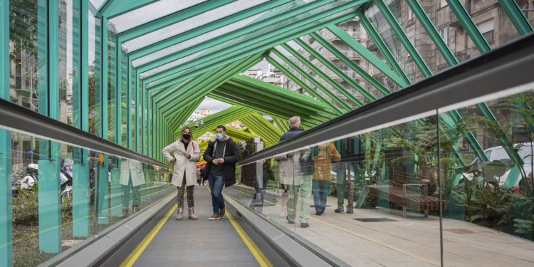 Así se ‘desliza’ la nueva Gran Vía: Vigo estrena cintas mecánicas y una reforma singular