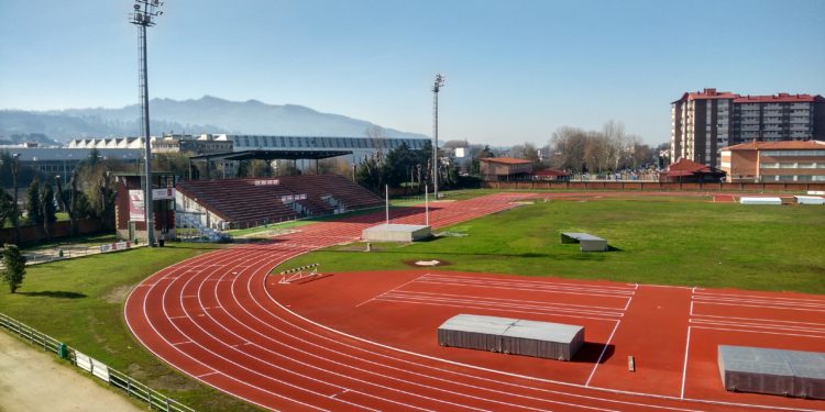 Marea de Vigo pide unha reforma integral e a cubrición das pistas de atletismo de Balaídos